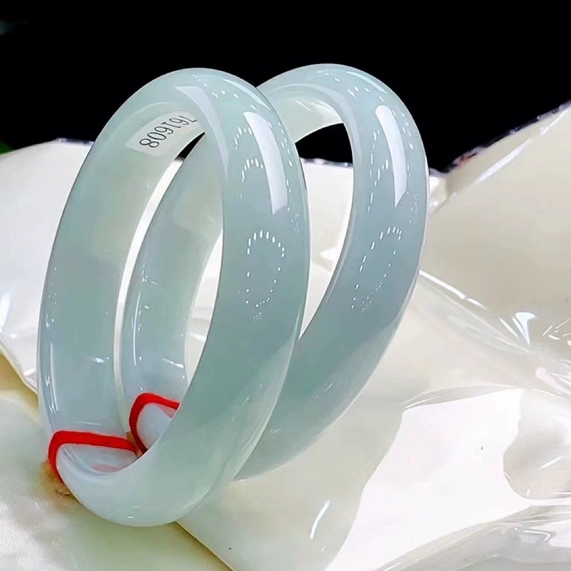 Old Mine Icy Burmese Bracelet, - Lighting & Home Decor Studio Photos recension och pris